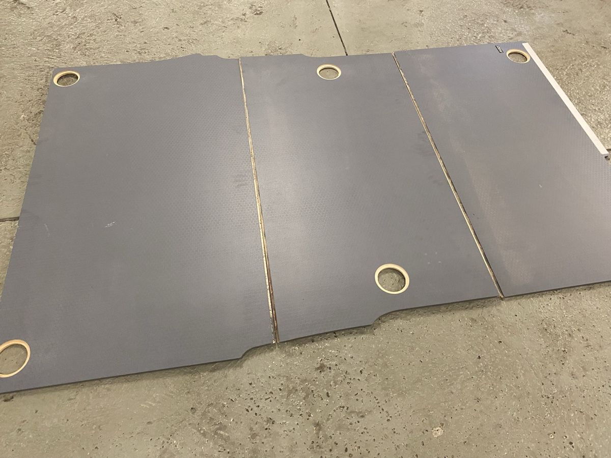 Rivestimenti per pavimenti: Holzboden zu E-Combo L2 oder dreiteilig  – Usato da Hägglingen venduto da Karin0802 2
