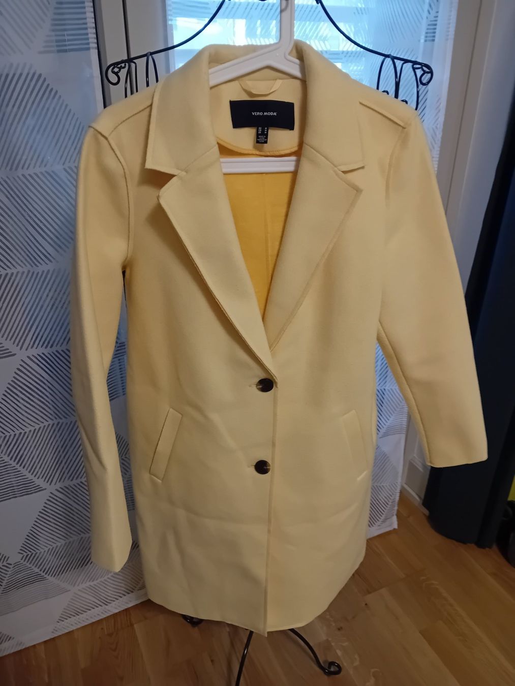 Vero Moda Cappotti: Mantel von Vero Moda gr M – Nuovo (secondo la descrizione) da zürich venduto da janjaz