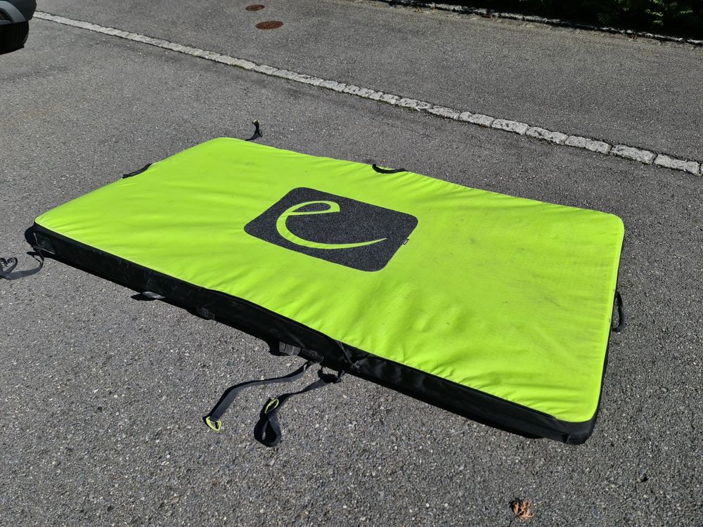 Grosses Crashpad zum Bouldern, nur 2x gebraucht, ca. 2016 Kaufen auf