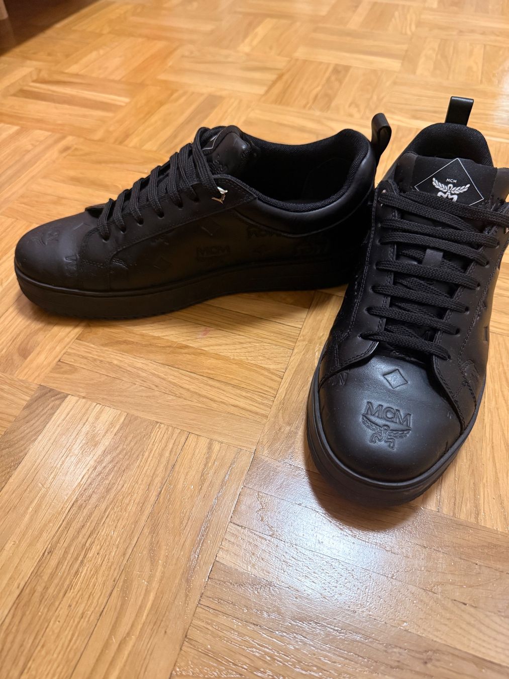 Mcm Scarpe da uomo: MCM Low-Top-Sneaker black – Nuovo (secondo la descrizione) da Rotkreuz venduto da kte_y7fs 4
