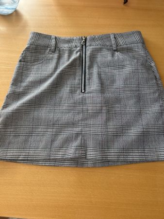 Subdued Minirock Gr. S, Karomuster, Reissverschluss Top! (57