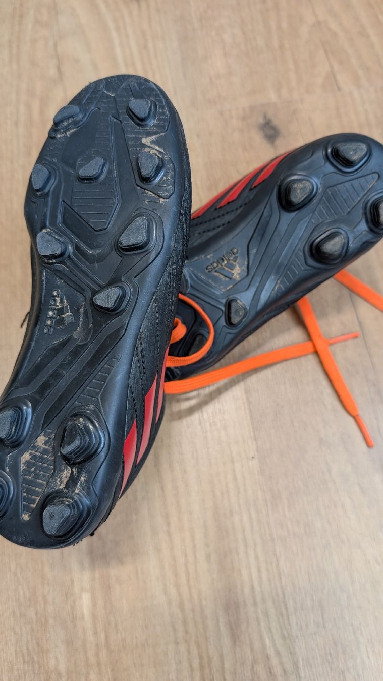 Adidas Scarpe per ragazzi: Junior Fussfallschuhe – Usato da Lüsslingen venduto da nel_xd9y 1
