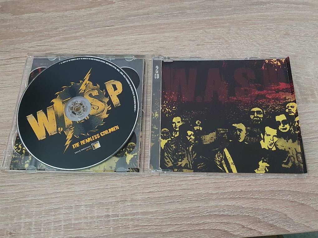 CD: W.A.S.P. - Headless Children & Inside The Electric Circus – Usato da Alpnach Dorf venduto da simtok77 2