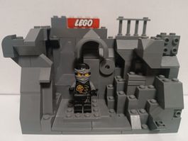 Original LEGO Ninjago: Cole - Skybound (njo0199a)