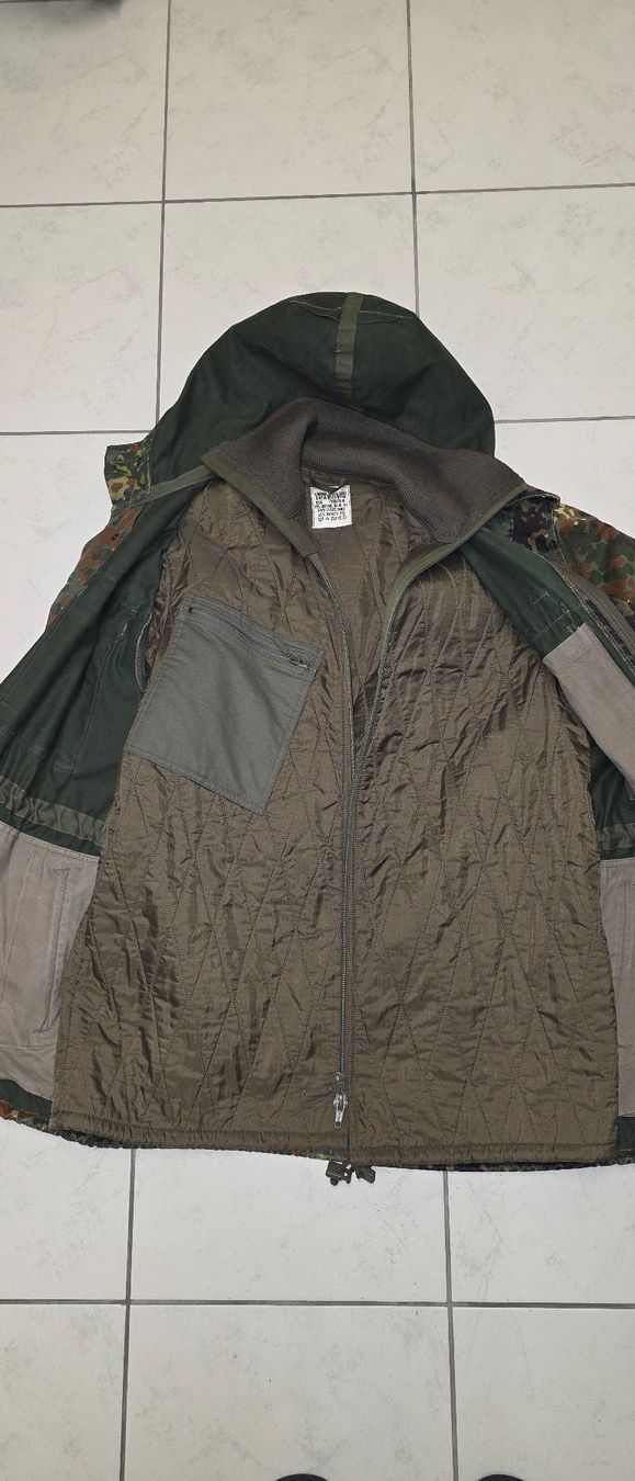 Uniformi: Original Bundeswehr Flecktarn Anorak mit Thermofutter – Nuovo (secondo la descrizione) da Aarburg venduto da Se20 2