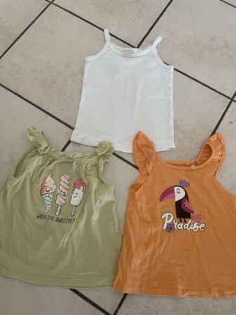 3 süsse Tanktops Gr.110/116 OVS Zara Manor