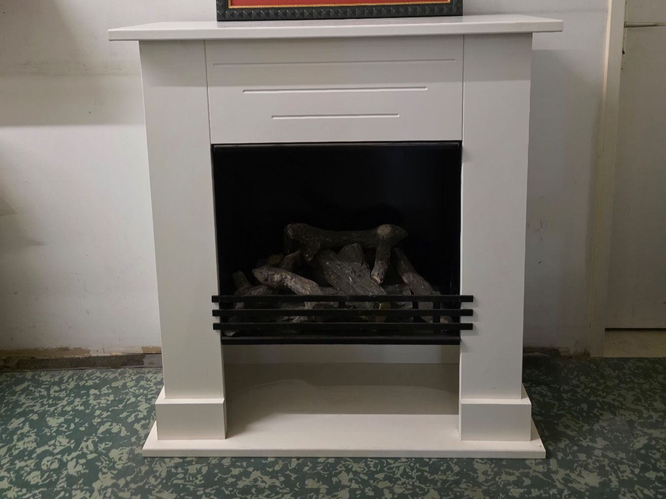 Cheminée: Dekoration Cheminée wurde als Sideboard benutzt – Gebraucht aus Zürich von bue_5vyj