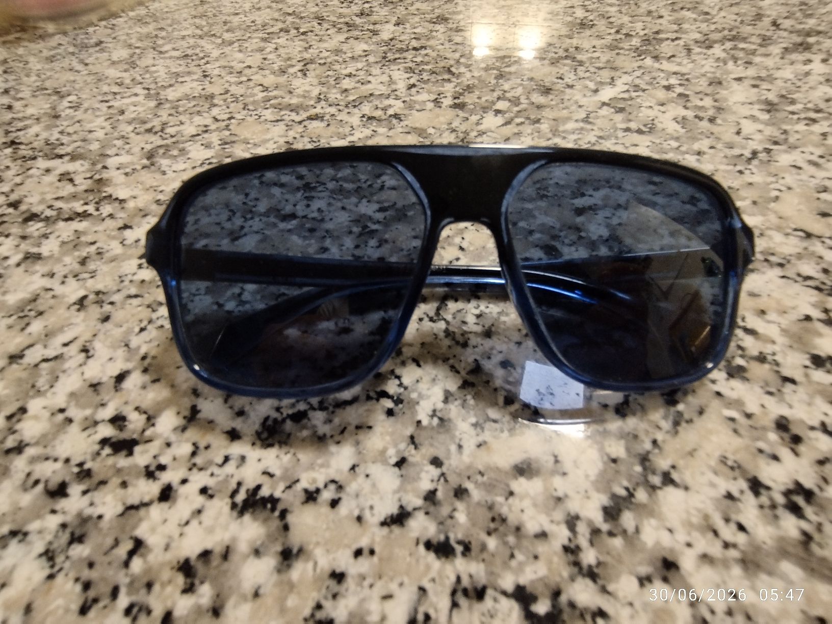 Dolce & Gabbana Brillen & Gläser: Occhiali da sole Dolce & Gabbana blu uomo – Gebraucht aus Wetzikon ZH von pie_8fdj 2