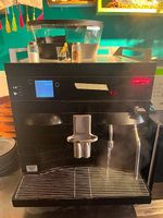 Kaffeemaschine Cafina inkl. Milchkühler