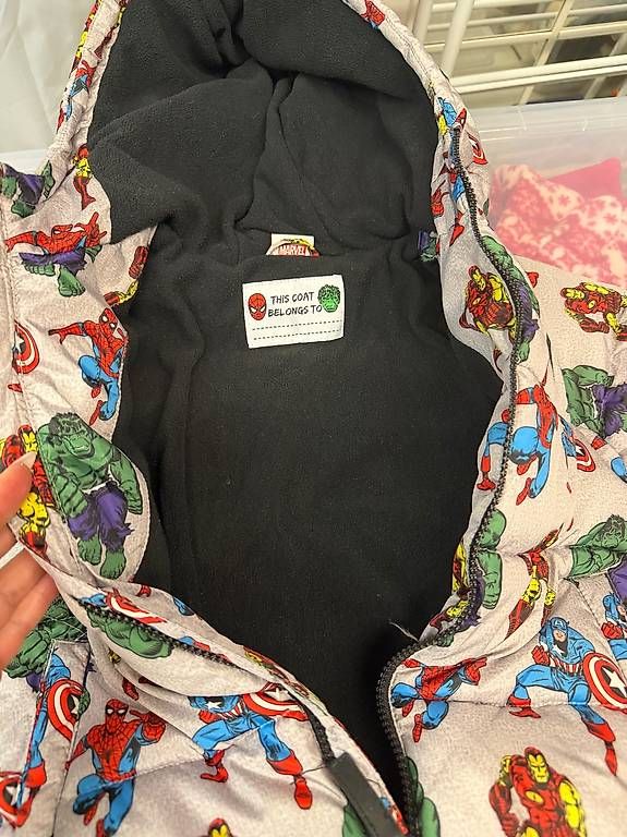 Jacken & Mäntel: Kinderjacke Marvel 4-5 Jahre – Gebraucht aus Au ZH von Ssamkova 1