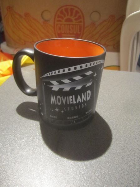 Tasses: Tasse Movieland Studios, schwarz – D'occasion à Zürich par Motzkuh