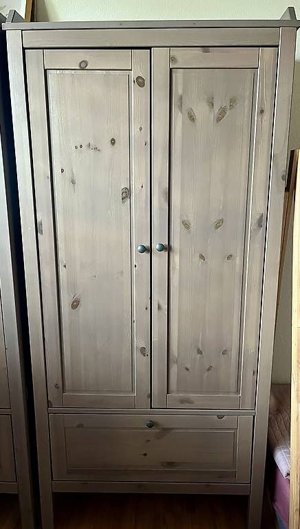 Schränke: Schrank  – Gebraucht aus Schmitten FR von mel_6zdz