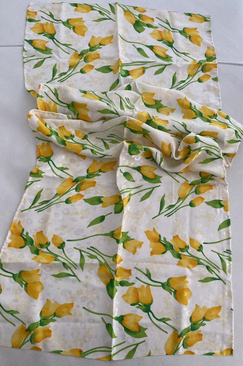 Foulard & Sciarpe: Seiden Schal 🌸 – Usato da Opfikon venduto da Luis144 9