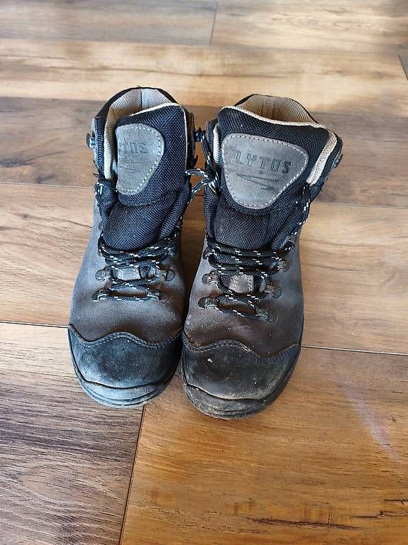 Scarpe da uomo: Wanderschuhe Grösse 39 – Usato da Leimiswil venduto da daniel_27 1