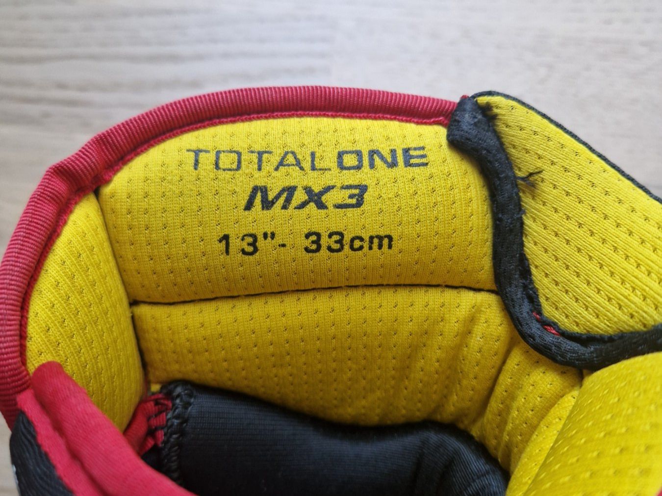 Bauer Guanti & manicotti: Gottéron Eishockey Handschuhe – Usato da Granges-Paccot venduto da Dy01na 3