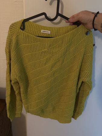 Pull maille boutons épaule, bon état taille S 
