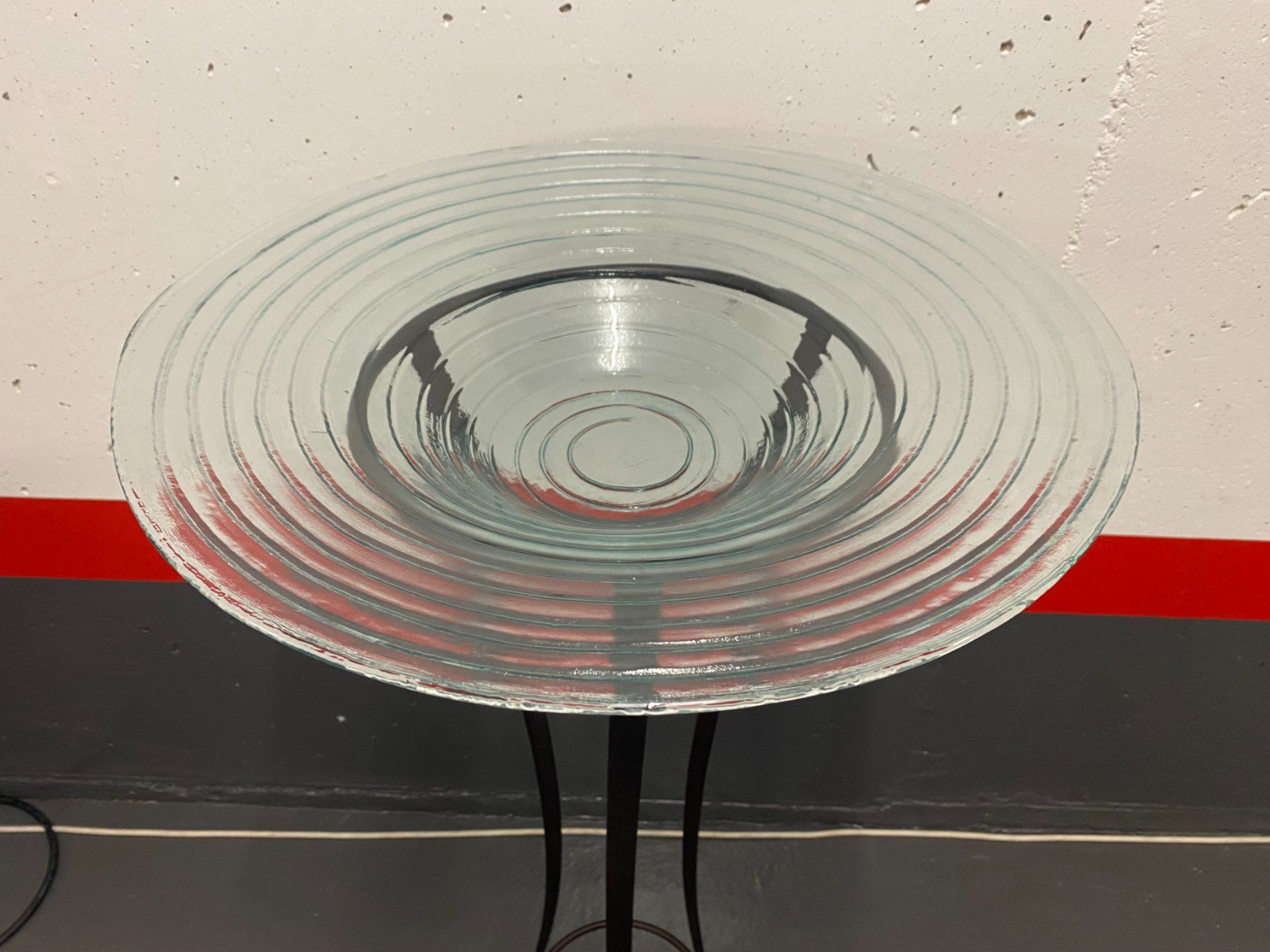 Autres décorations & accessoires: Dekoständer mit separater, robuster Glasschale – D'occasion à Unterterzen par bac_287t 1