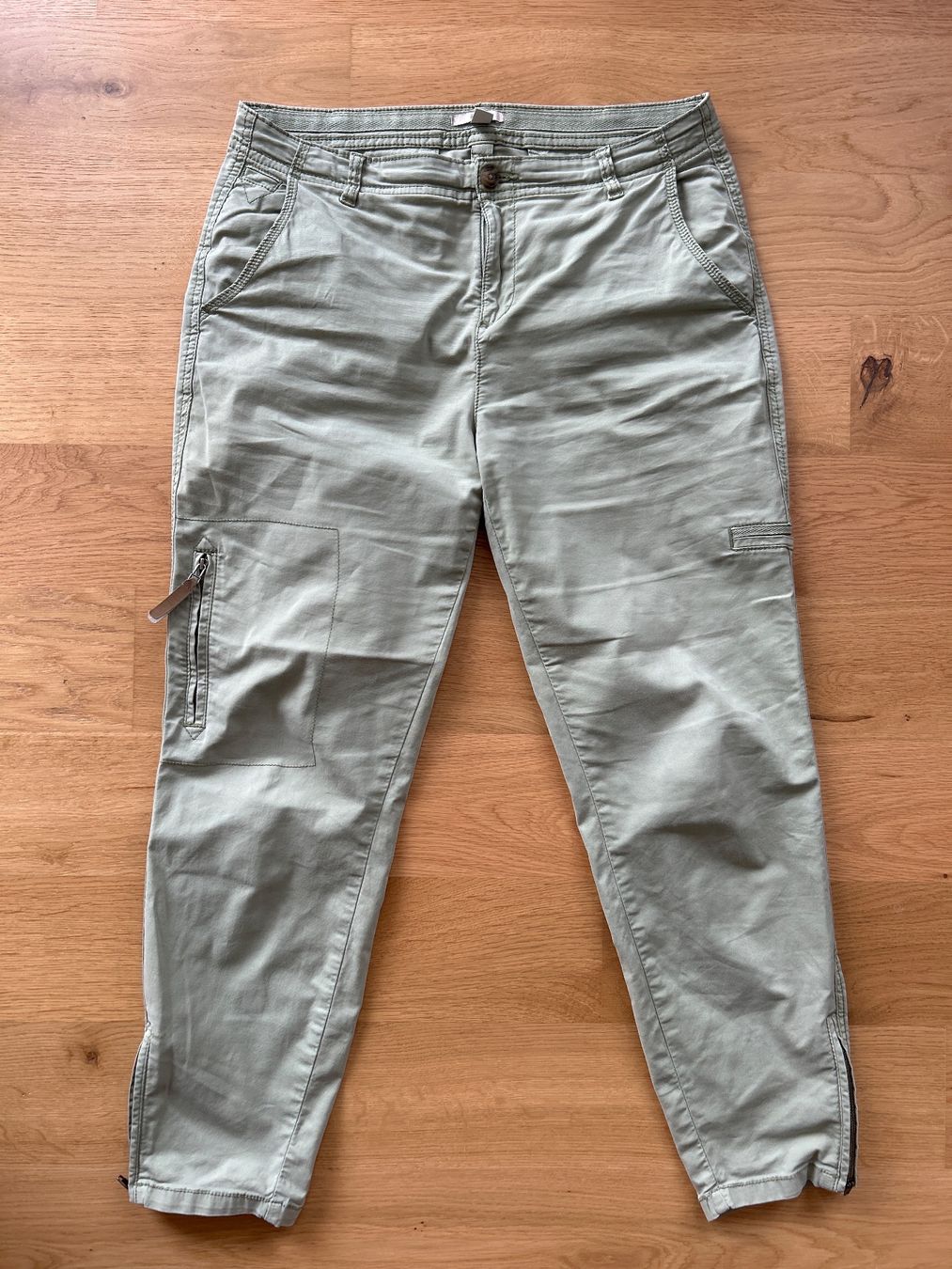 Esprit Pantaloni: Esprit Hose Grün – Nuovo (secondo la descrizione) da Herisau venduto da trainee0102 5