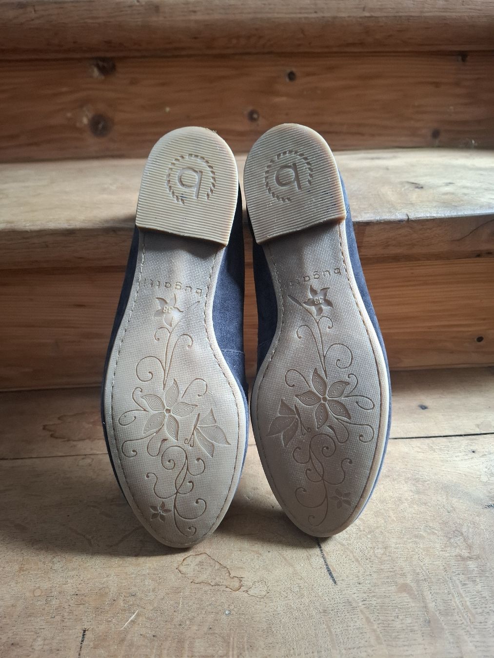 Damenschuhe: Bugatti Loafers, dunkelblau, 38 – Gebraucht aus Winterthur von bohne3000 2