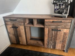 Sideboard im Industrial-Look