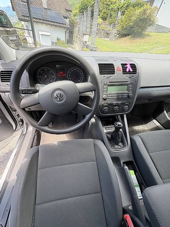 Automobili: VW Golf 2.0 TDI – Usato da Bellinzona venduto da ene_q7jf 3