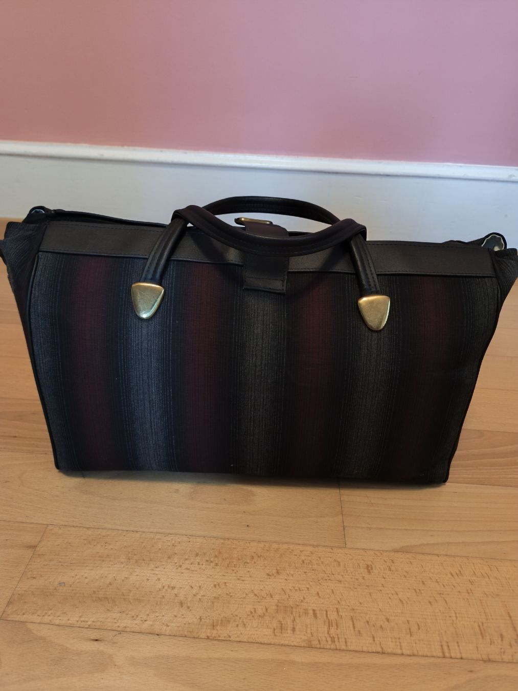 Borse da donna: Weekender Vintage – Usato da Luzern venduto da rut_nc9d