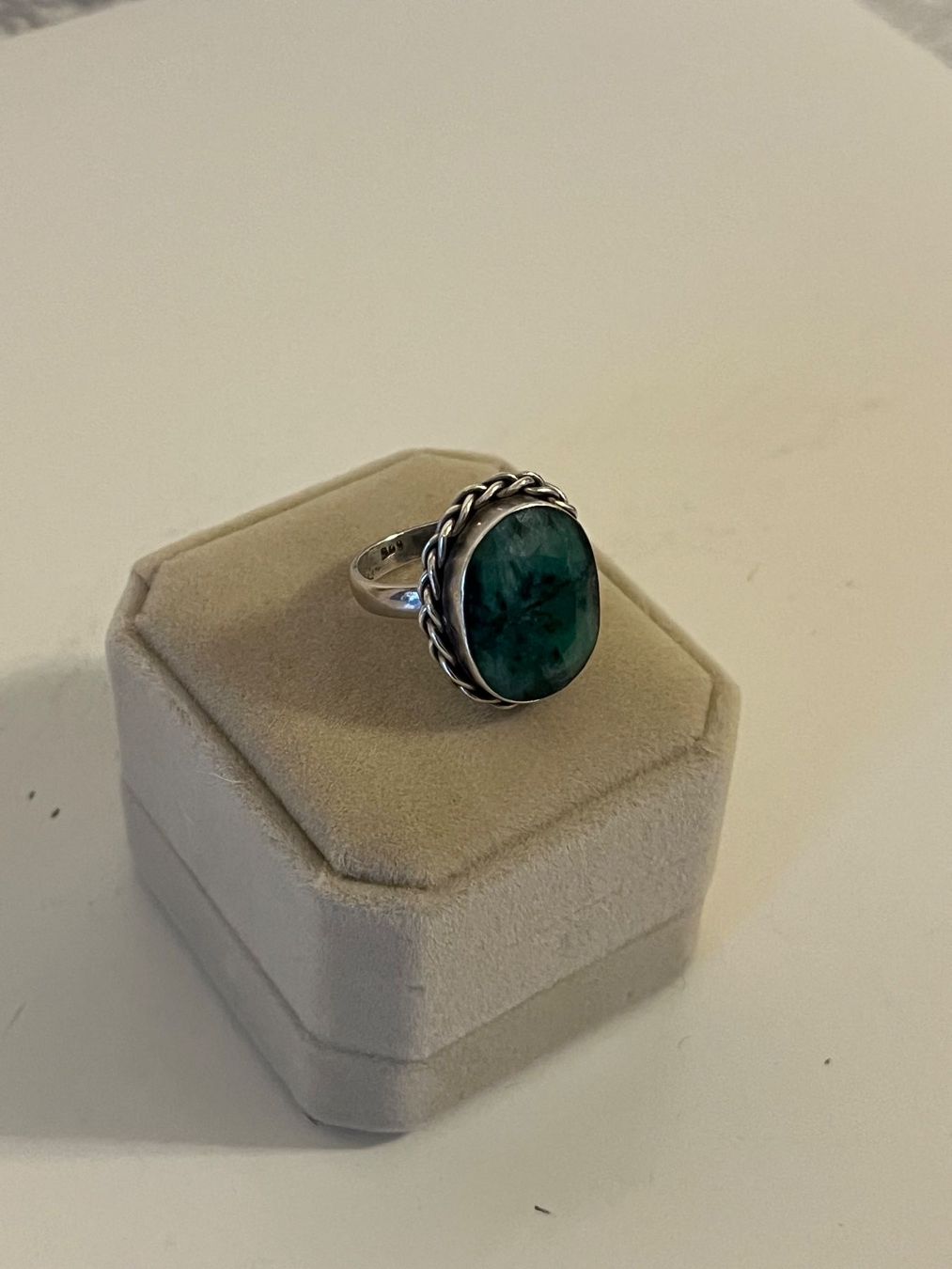 Ringe: Silber Ring gepunzt mit Grünem Stein – Gebraucht aus Kirchleerau von  9