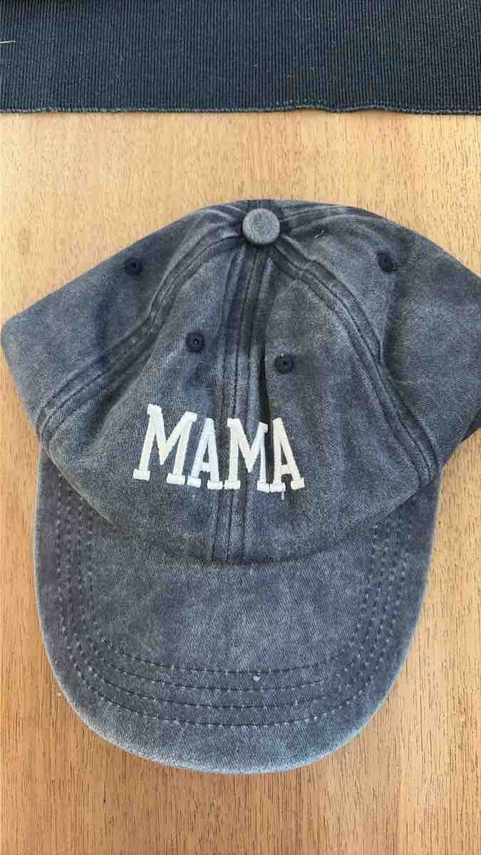 Chapeaux, bonnets & casquettes: Hut Mama Einheitsgrösse – D'occasion à Oberglatt ZH par nad_xbr6