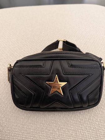 Stella McCartney schwarze Star Crossbody Tasche