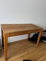 Pult in Topzustand