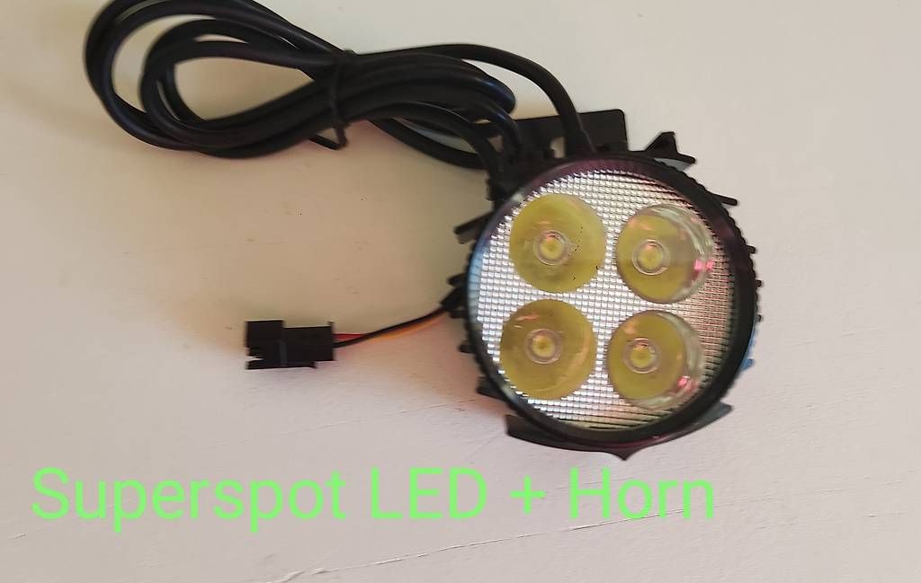 Ccm Kickboard: E Scooter Scheinwerfer LED + Horn 36v-72V – Nuovo e nell'imballaggio originale da BASEL venduto da E-Bro.Electro