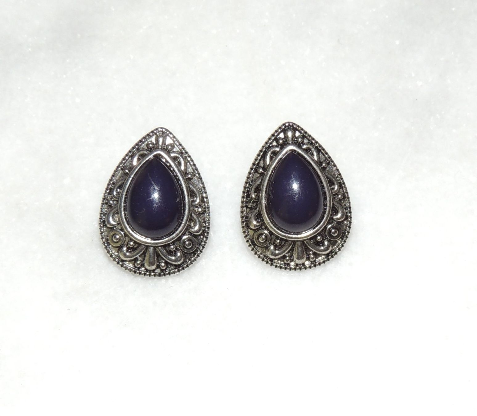 Orecchini pendenti & Orecchini a lobo: SCHÖNE OHRSTECKER "LAPISLAZULI & ALT-SILBER-OPTIK" NEU – Nuovo (secondo la descrizione) da Au ZH venduto da FashionConsultant 4