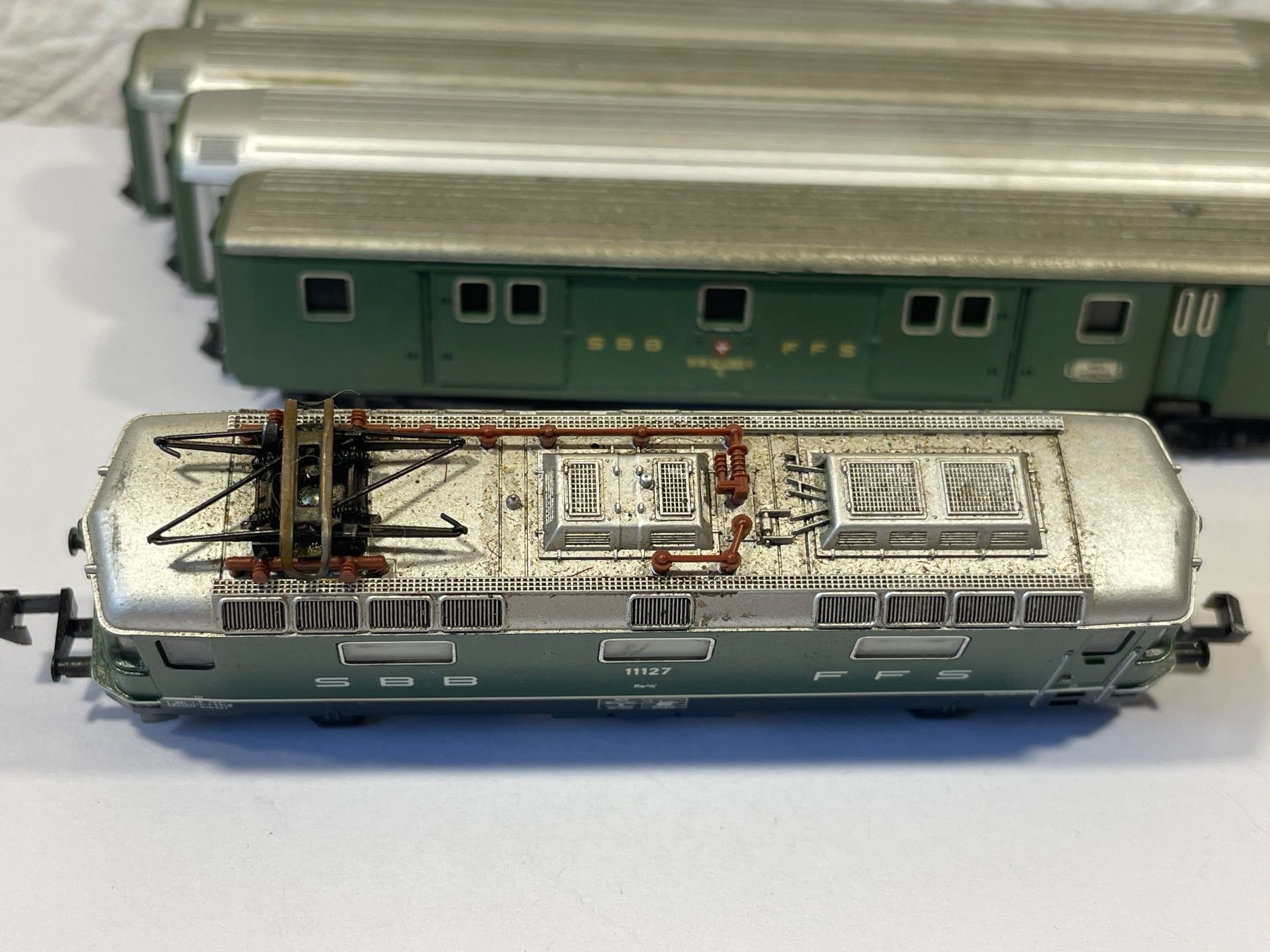 Trix Modellini di ferrovie: Minitrix SBB 5 teiliger Schnellzug RIC UIC-X – Usato da Wilderswil venduto da Modellbahn-Shop-Moll 7