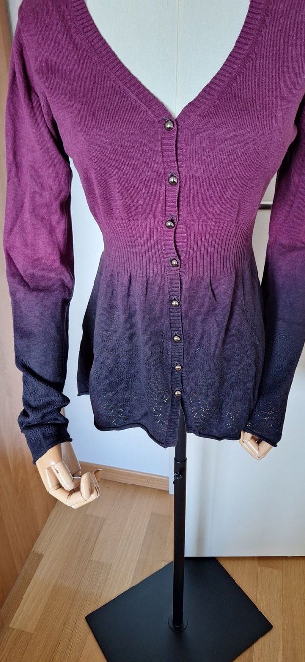 Maglioni & Felpe: pull / gilet, Et companie – Nuovo e nell'imballaggio originale da Lussery-Villars venduto da pousinete02 1