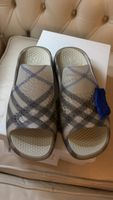 Burberry Schlappen Rubber Slide Grösse 43 mit Anhänger