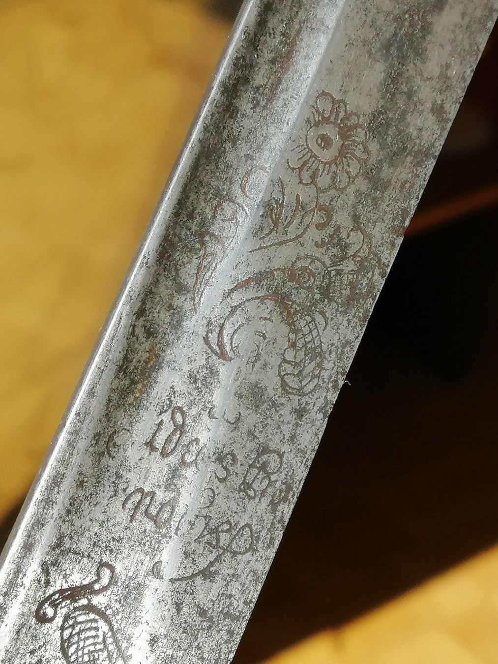 Armi bianche: ANTIK/18. JHT. /KLINGE MIT INSCHRIFT. – Usato da Maschwanden venduto da OliverM05 7