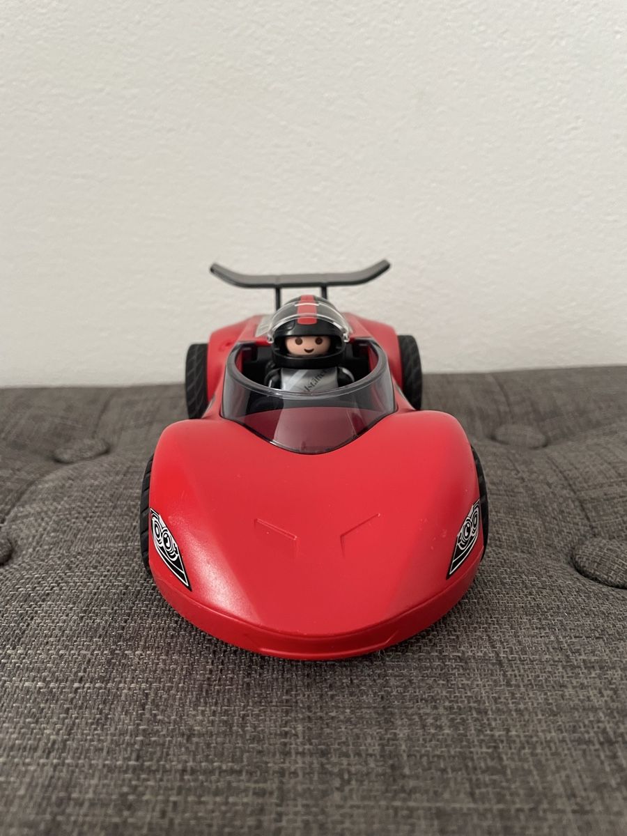 Playmobil Spielzeuge: Playmobil Auto mit 3 Figuren – Gebraucht aus Chur von Tsambiko 1