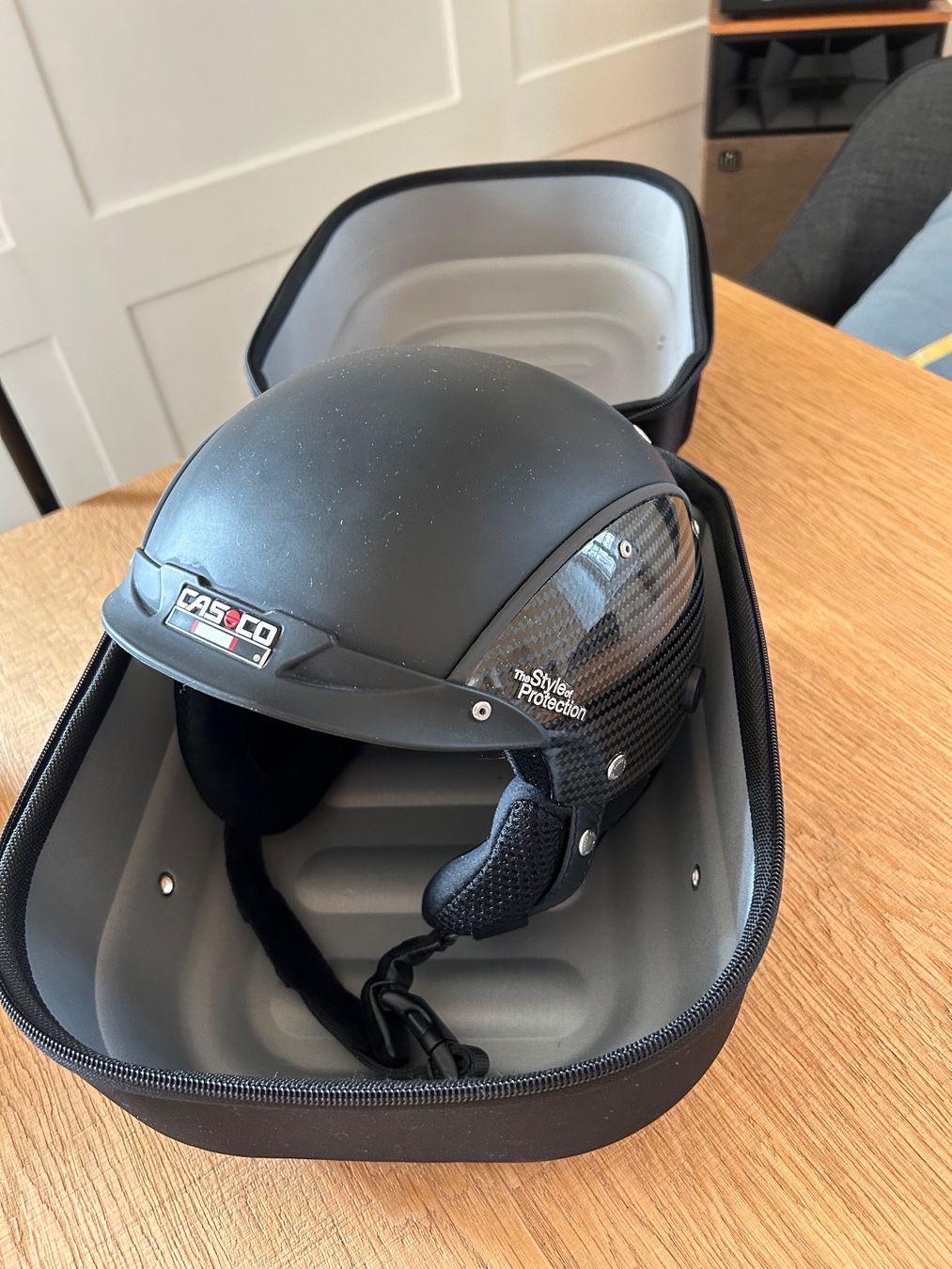 Casco Caschi: Casco Skihelm SP3 Carbon – Usato da Oberrieden venduto da Mezz9 3