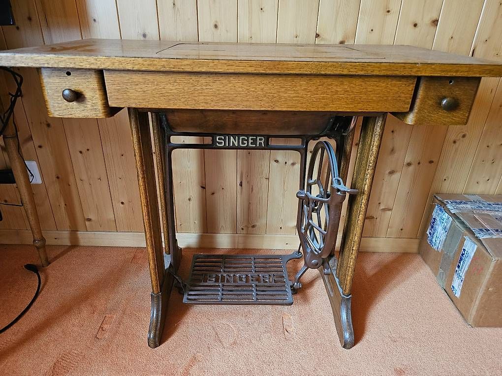 Singer Nähmaschinen: Alte Singer Nähmaschine K88 – Gebraucht aus Mels von WendySchumacher 4