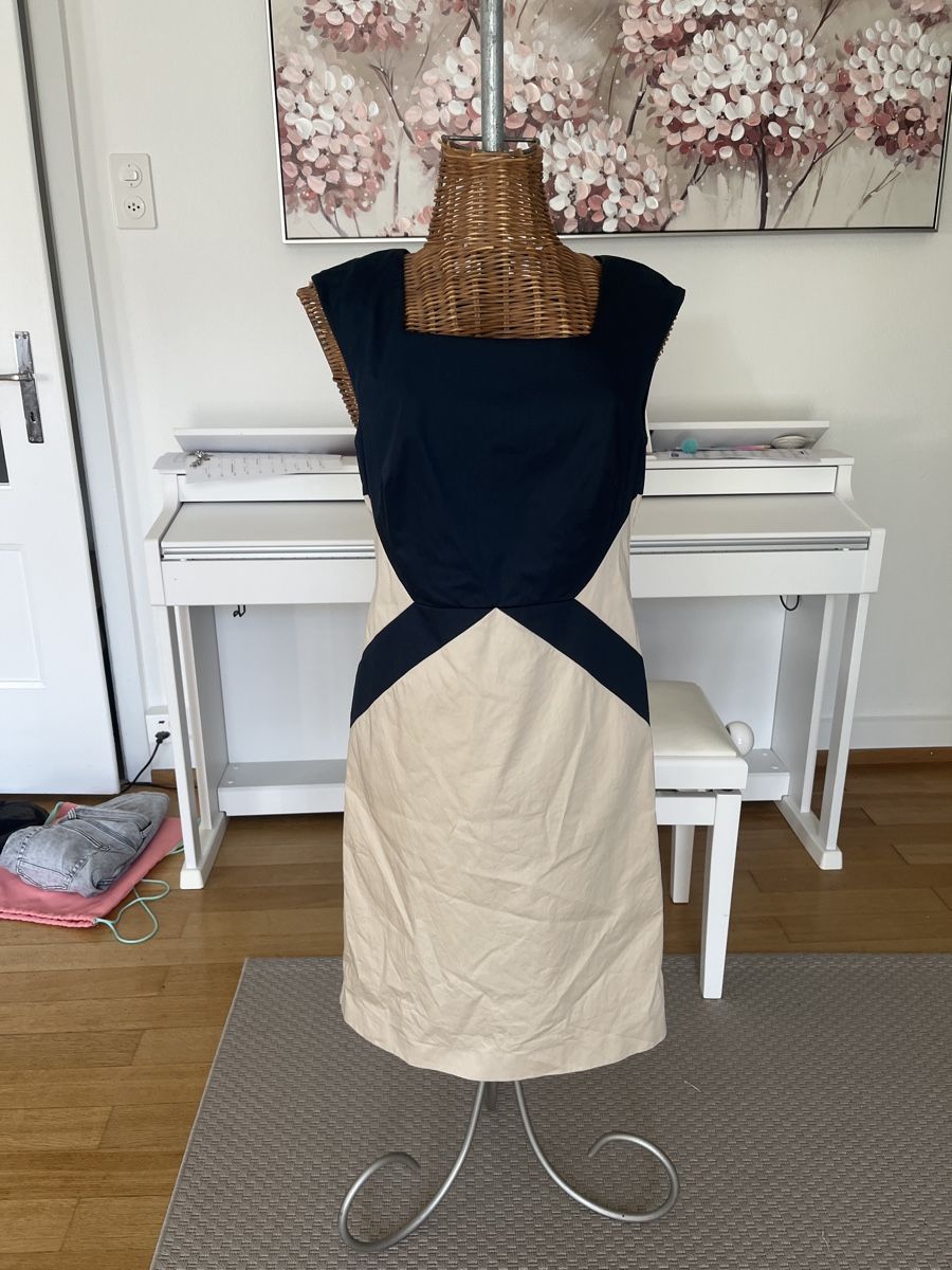 Comma Vestiti: Kleid von comma, 34 – Usato da Solothurn venduto da Bobesch08