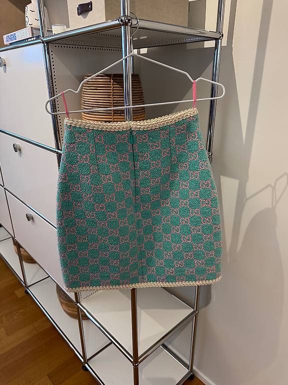 Gucci Gonne: GUCCI MINIROCK LOGO – Nuovo (secondo la descrizione) da Schwyz venduto da bofb 3