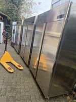 Verkaufe neuwertigen Gastro Kühlschrank mit Garantie