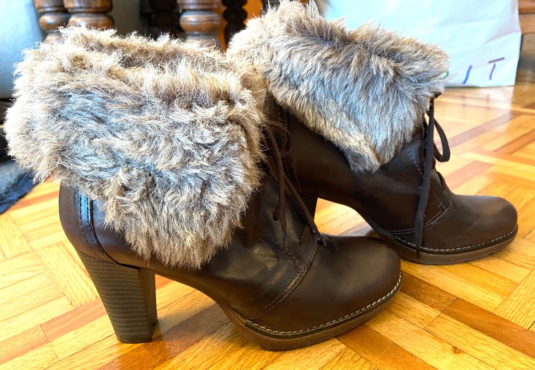 Damenschuhe: Bottines hiver brunes taille 38 – Gebraucht aus Veyrier von Leilazizou 1