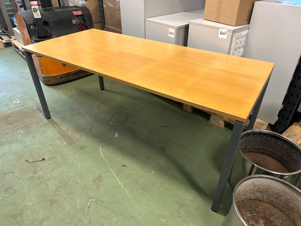Lista Scrivanie: Lista Office Bürotisch bzw. Schreibtisch 180x80xh73cm – Usato da Necker venduto da liq24