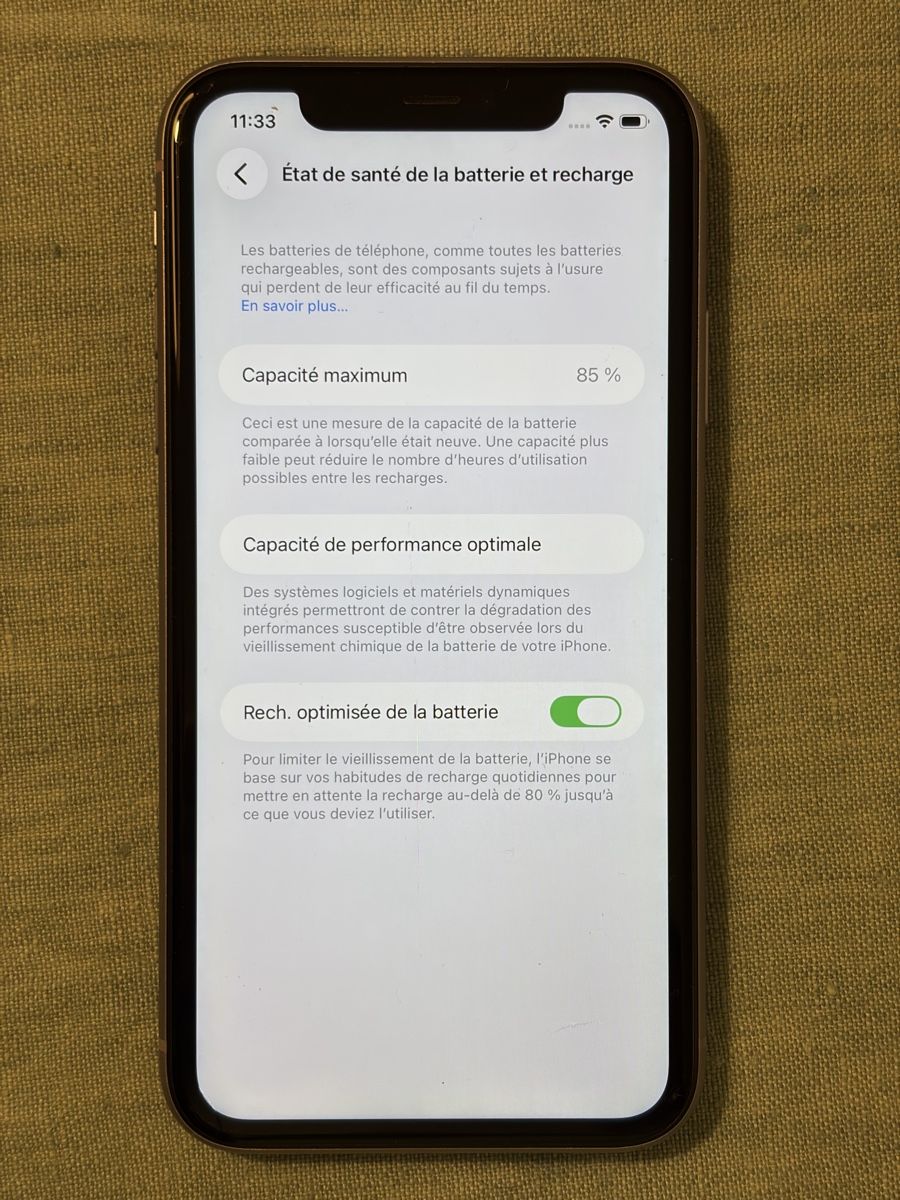 Apple Handys / Smartphones: Apple iPhone 11, 64 GB, 85 % Batterie – sehr guter Zustand – Gebraucht aus Zollikon von Ostendo