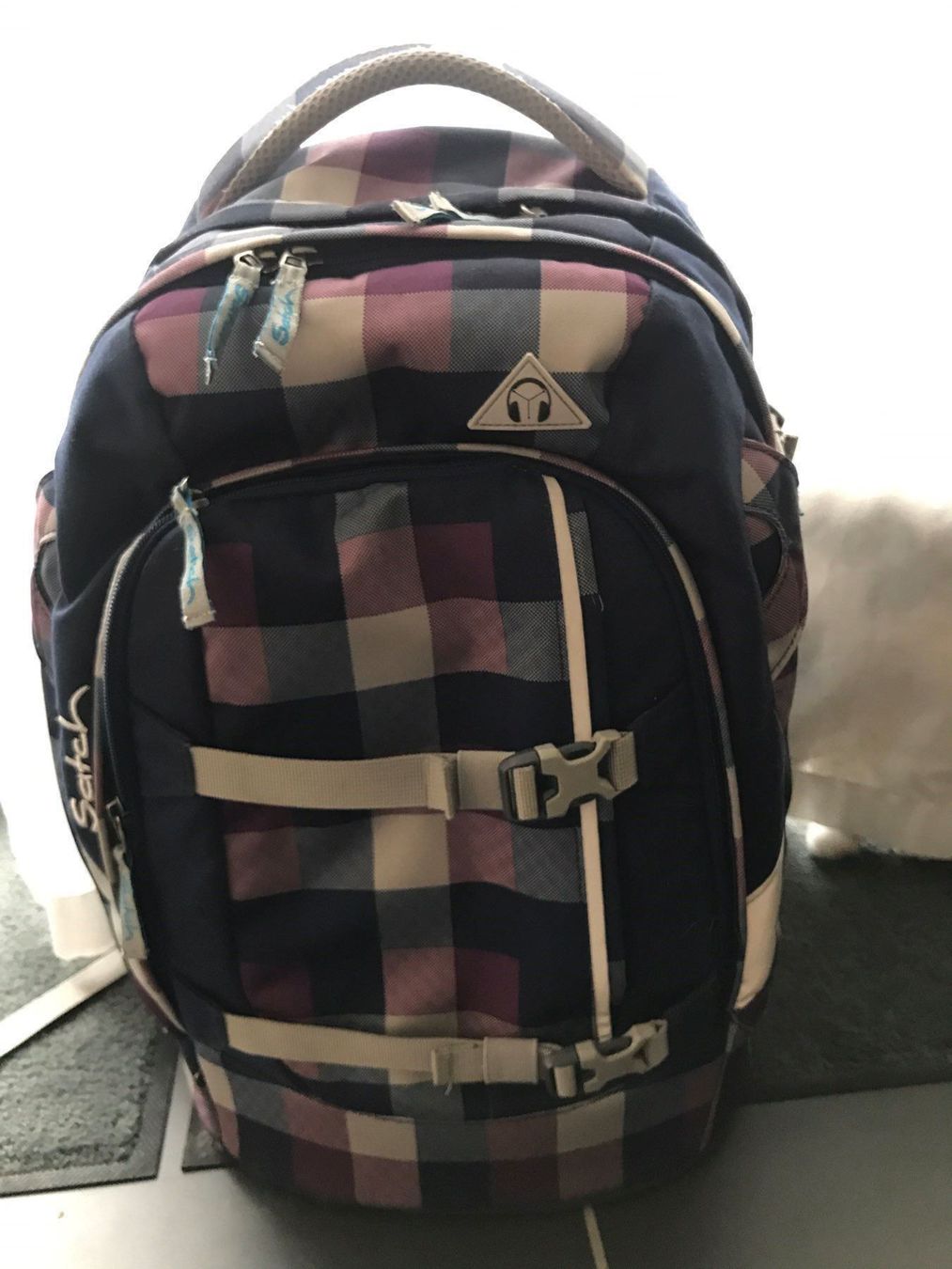 Satch Borse & Zaini: Satch Schulthek Rucksack – Usato da Oberweningen venduto da Jogi2