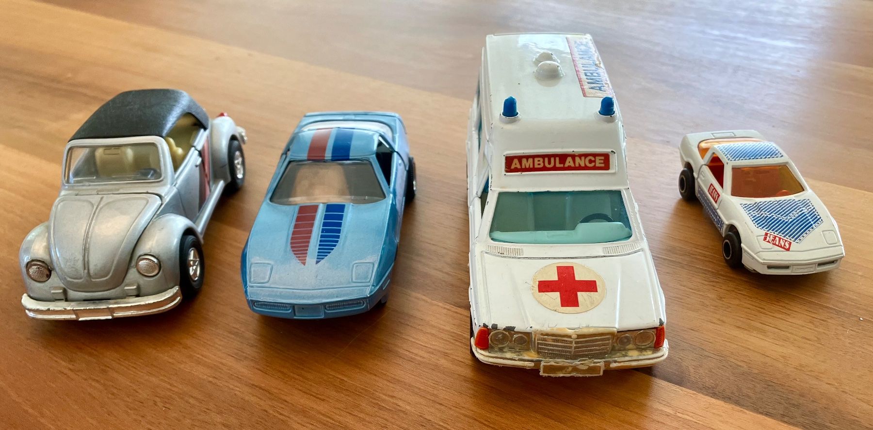 Voitures modèles: 4 Modellautos – D'occasion à Wabern par SuperKingChris 2