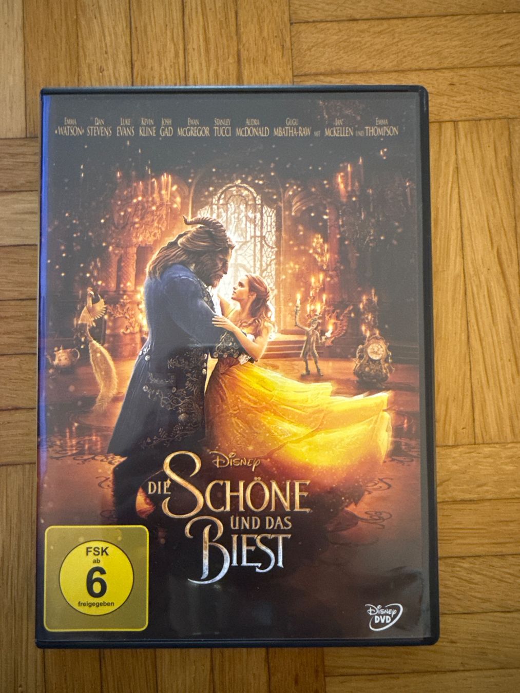 Tutti i DVDs: Die Schöne und das Biest – Usato da Brunnen venduto da pel_vk7g