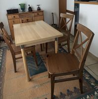 Tavolo in legno massiccio con 4 sedie, più buffet !