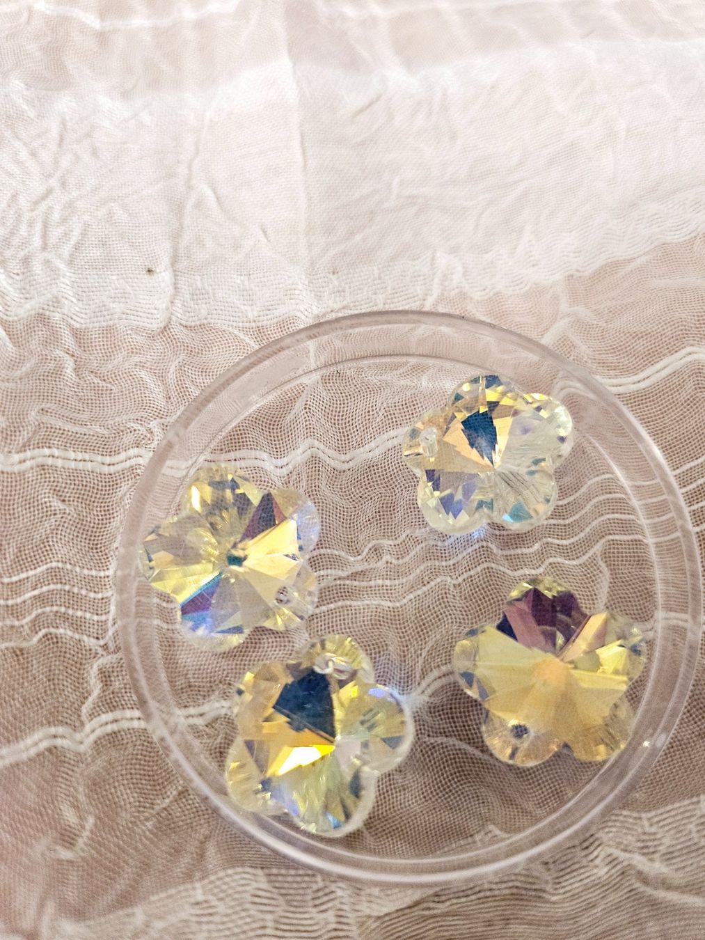 Perle (finte): Glas Blumen 14 mm 4stk (Nr46) – Nuovo (secondo la descrizione) da Dietikon venduto da Eleda